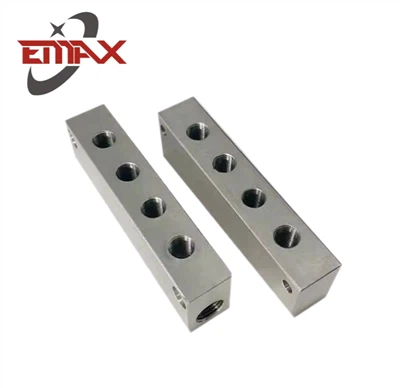 Elaborazione di componenti elettronici di precisione non standard per macchine utensili CNC